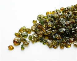 Gule, orange og grønne granat krystaller billede 4