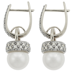 Perle øreringe i hvidguld med diamanter billed 2