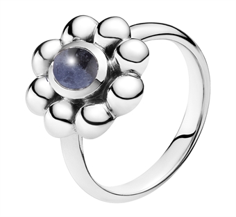 Sølv ring med blå sodalit sten