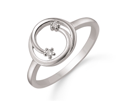Sølv ring med to diamanter